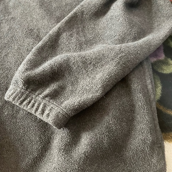 Mens iZod Quarter Zip - Picture 5 of 7